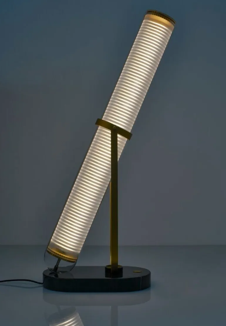 DCWéditions La Lampe Frechin bordslampa, guld - svart