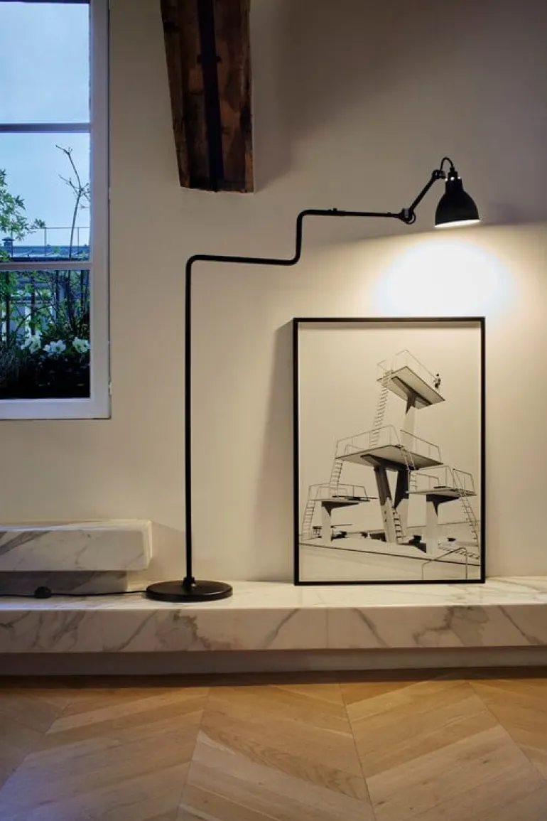 DCWéditions Lampe Gras 411 golvlampa, rund skärm, svart