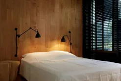 DCWéditions Lampe Gras 210 vägglampa, rund skärm, svart - koppar