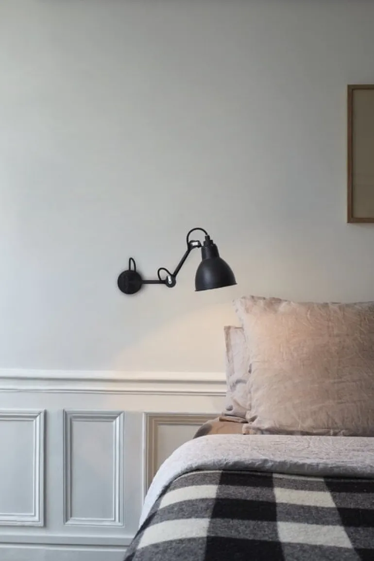 DCWéditions Lampe Gras 204 vägglampa, rund skärm, svart