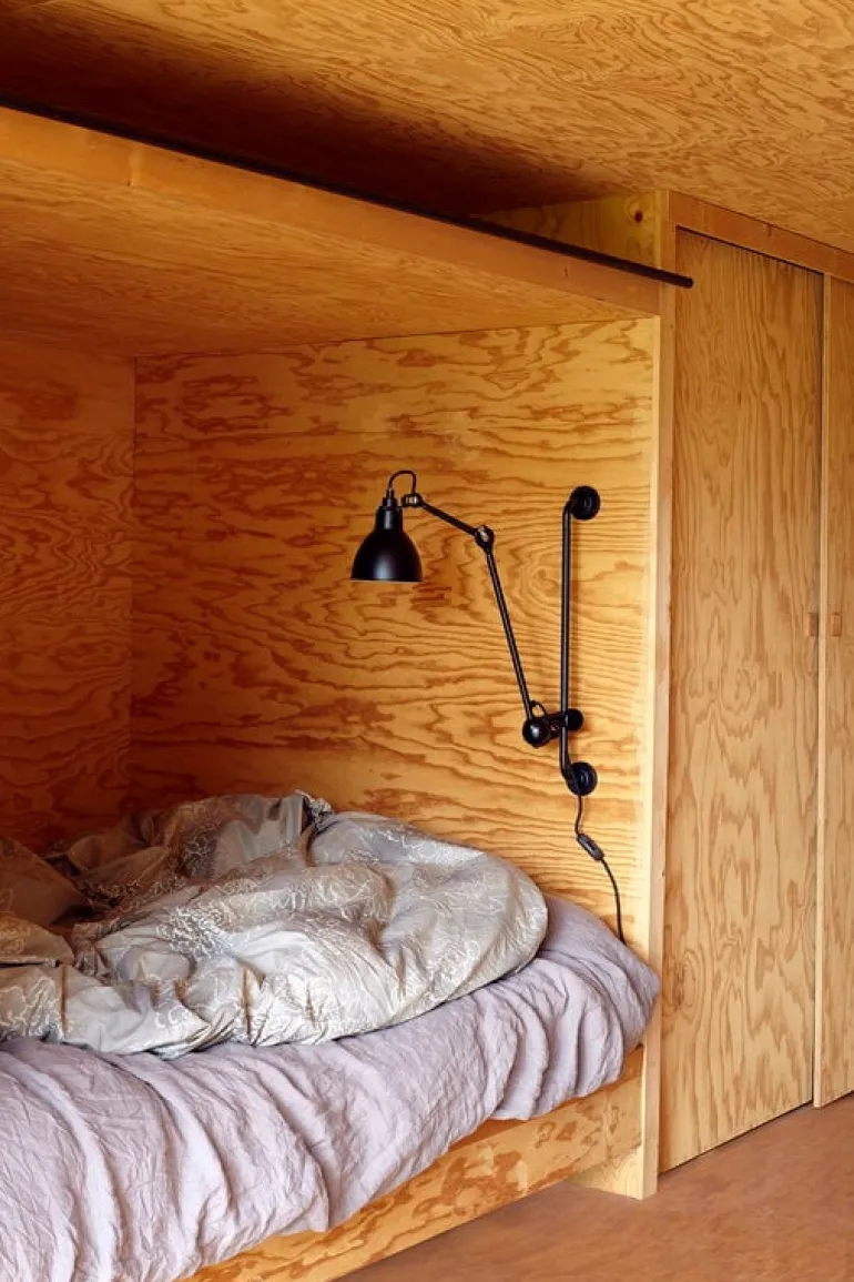 DCWéditions Lampe Gras 210 vägglampa, rund skärm, svart