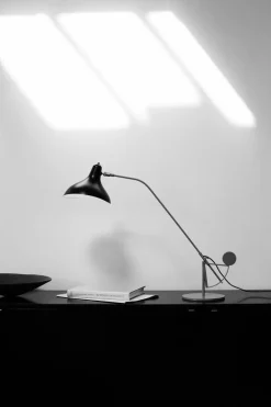 DCWéditions Mantis BS3-BL bordslampa