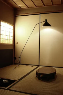 DCWéditions Mantis BS1-BL golvlampa