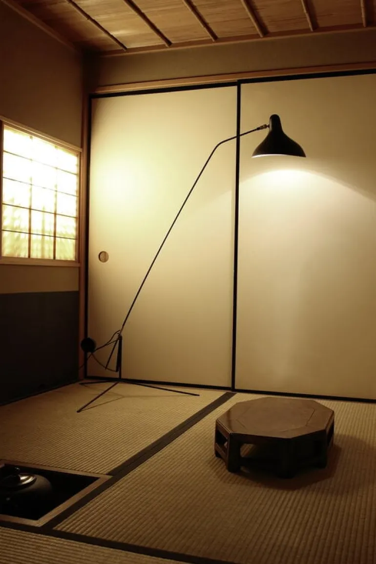 DCWéditions Mantis BS1-BL golvlampa