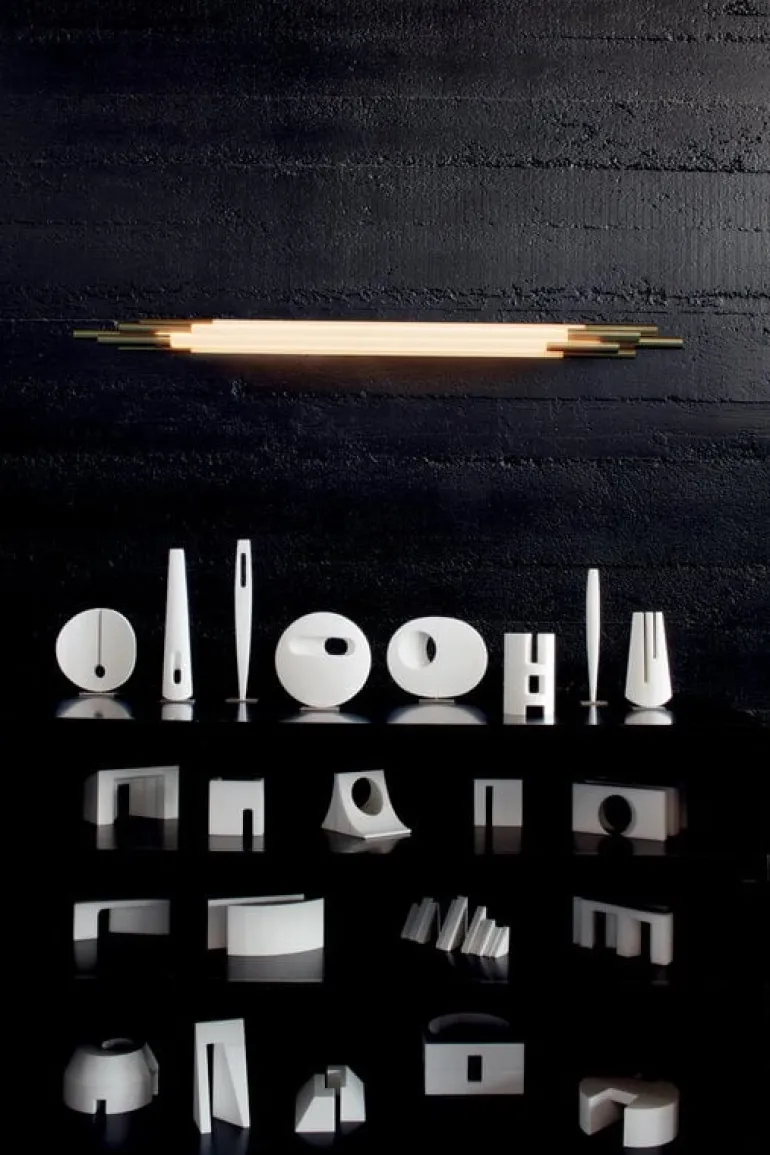 DCWéditions Org 1500 vägglampa, guld