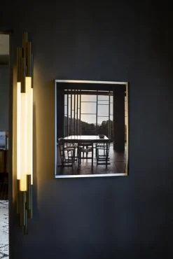 DCWéditions Org 1050 vägglampa, guld