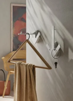 Design House Stockholm Arrow hängare, vit