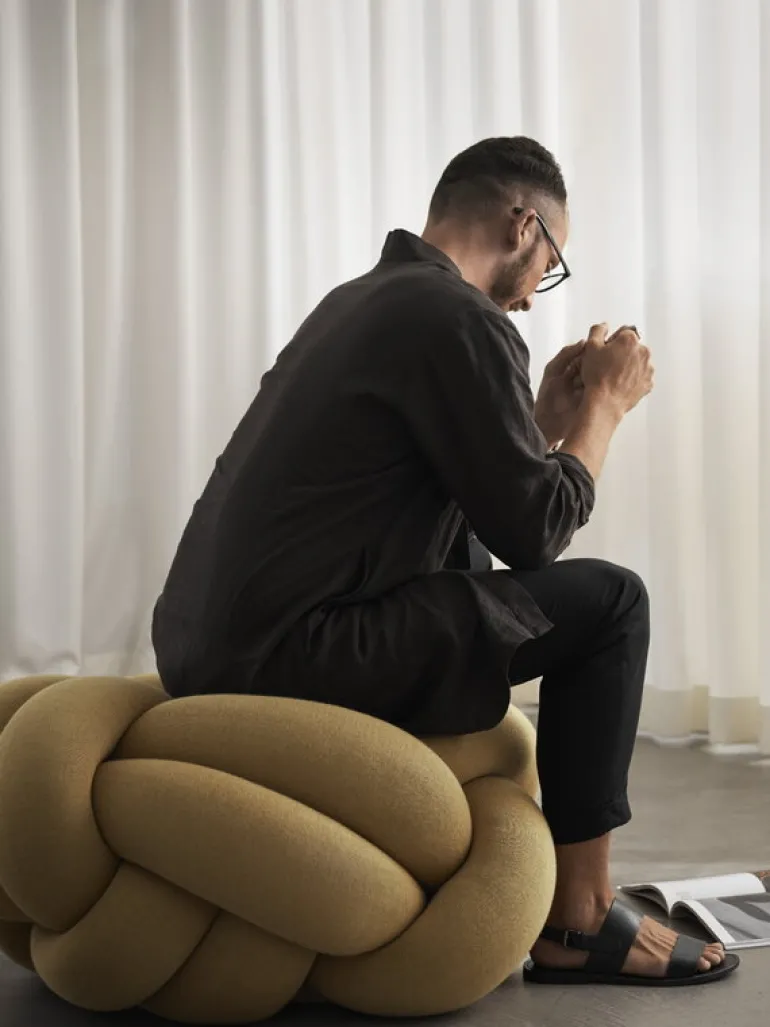 Design House Stockholm Knot kudde, XL, gul