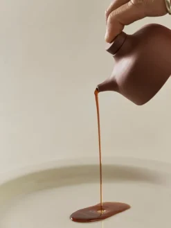 Design House Stockholm Sand Secrets sojakruka, röd