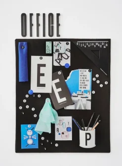 Design Letters Arne Jacobsen porslinsmugg, vit, A-Z