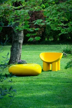 Driade Roly Poly fåtölj, återvunnen plast, svart