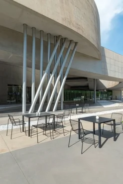 Emu Nova bord 80 x 80 cm, svart