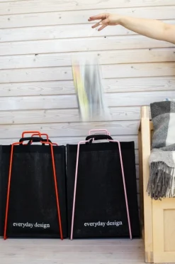 Everyday Design Helsinki papperspåshållare, rosa