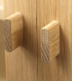 FDB Møbler A90 Boderne vitrinskåp, 178 cm, lackad ek