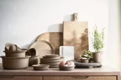 FDB Møbler V25 Ildpot medium, rund, djup tallrik