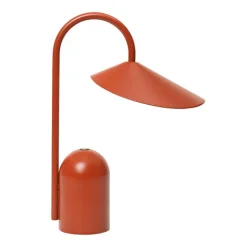 ferm LIVING Arum bärbar lampa, oxidröd