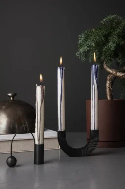 ferm LIVING Balance ljushållare, svart mässing