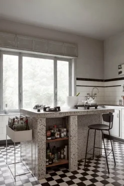 ferm LIVING Bon bricka L, svartbetsad ek