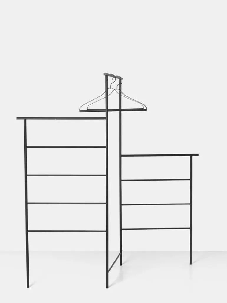 ferm LIVING Dora klädställning