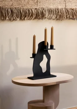 ferm LIVING Erode ljushållare, svart aluminium