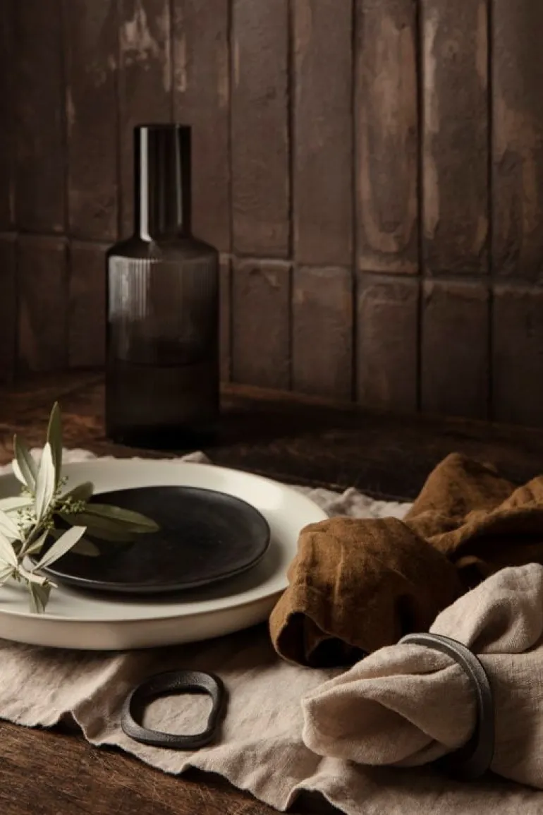 ferm LIVING Flow tallrik, liten, svart