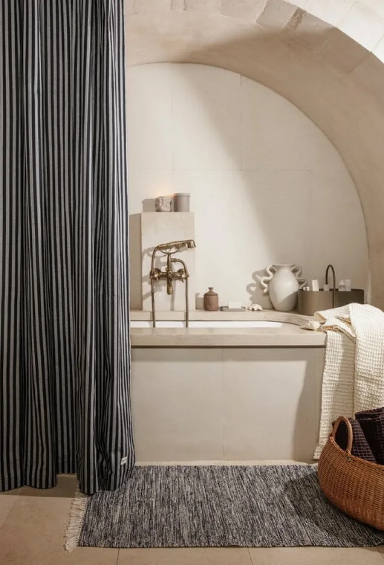 ferm LIVING Flätad korg, låg