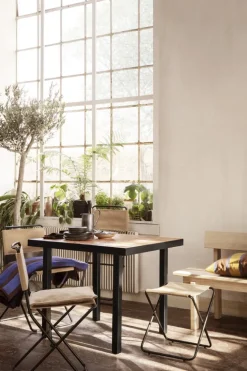 ferm LIVING Grand quiltad filt, brun - blå