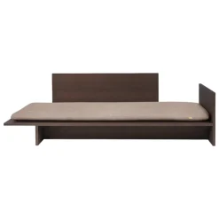 ferm LIVING Kona säng, mörkbetsad ek