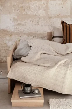 ferm LIVING Kona säng, naturlig ek