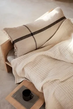 ferm LIVING Kona säng, naturlig ek