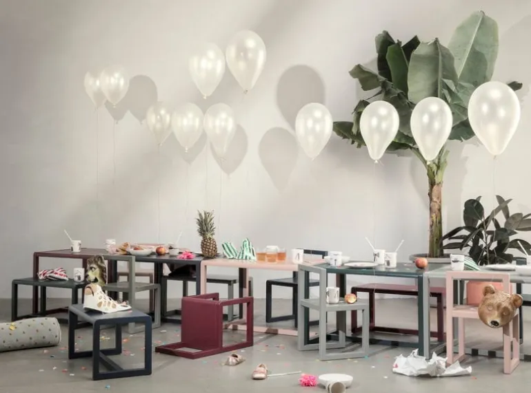 ferm LIVING Little Architect stol, mörkblå