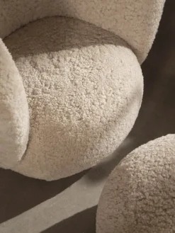 ferm LIVING Rico sittpuff, Sheepskin Moonlight