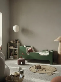 ferm LIVING Sill Junior säng, grönskande grön