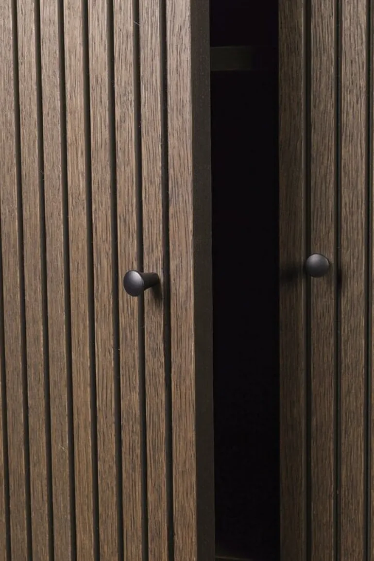 ferm LIVING Sill skåp, högt, mörkbetsad ek