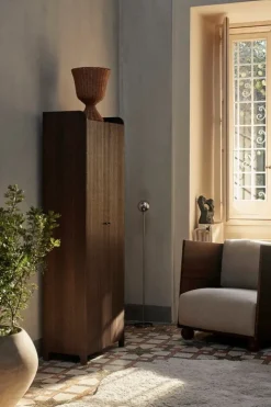 ferm LIVING Sill skåp, högt, mörkbetsad ek