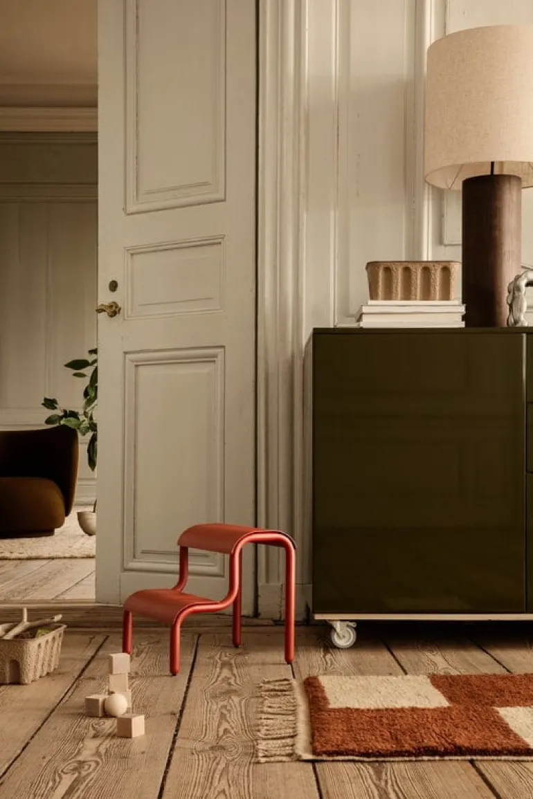 ferm LIVING Up trappstegspall, röd