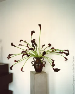 ferm LIVING Verso bordsvas, svart - brun