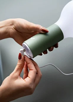 Fermob Aplô bärbar lampa H24, antracit