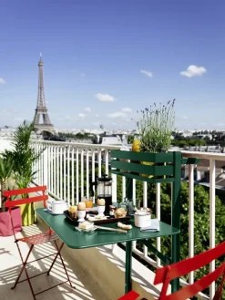 Fermob Bistro Balcony, bord, 57 x 77 cm, cedergrön