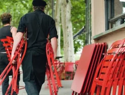 Fermob Bistro bord, 77 x 57 cm, chili