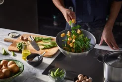 Fiskars All Steel wokpanna, 28 cm