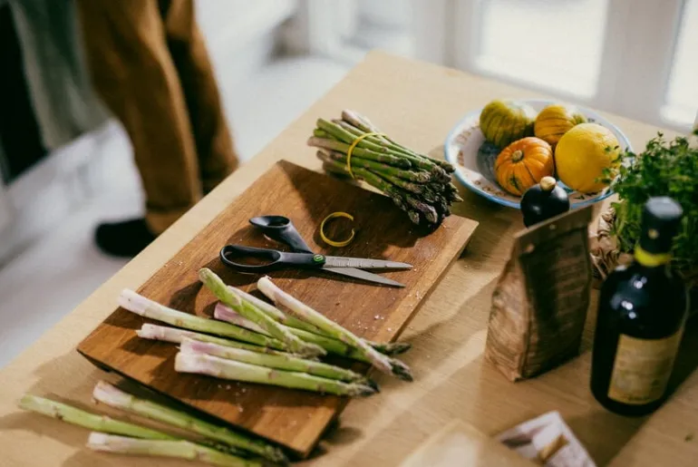 Fiskars Functional Form ReNew kökssax, 21 cm, svart