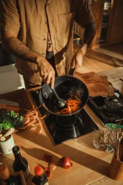 Fiskars Functional Form, wok, 28 cm