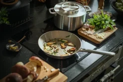 Fiskars Norden stålgryta, 5 l, utan beläggning