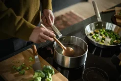 Fiskars Norden stålkastrull, 2,5 l, utan beläggning