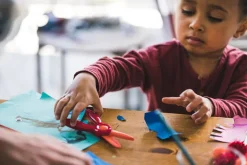 Fiskars Startarsax, röd