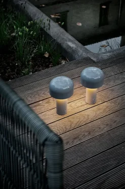 Flos Bellhop bordslampa, grey blue