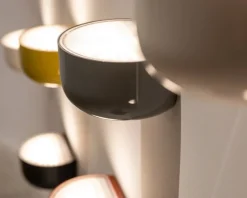 Flos Bellhop Wall Up vägglampa, cioko brown