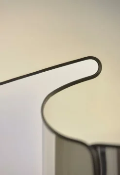 Flos Chiara bordslampa, aluminium - antracit