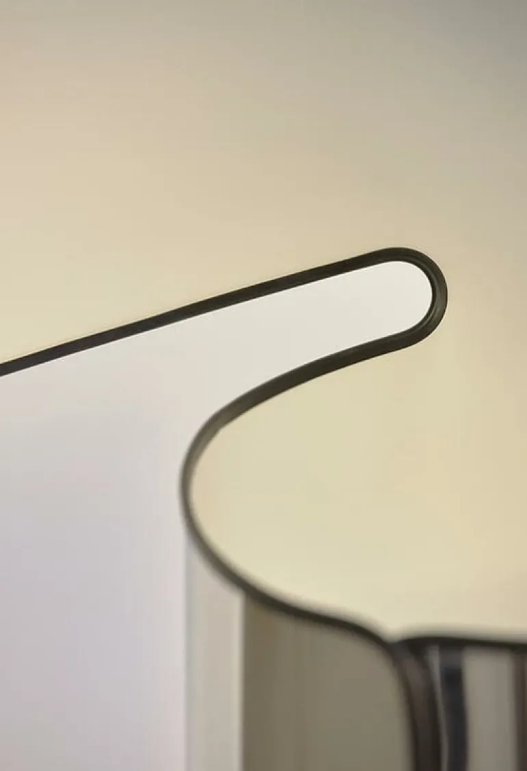 Flos Chiara bordslampa, aluminium - antracit